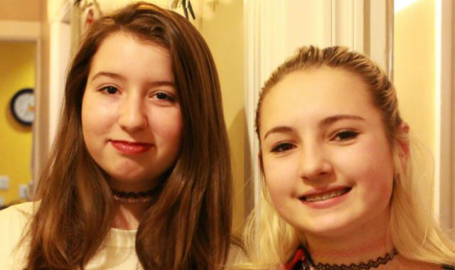 Unas jóvenes de 13 años emprenden una iniciativa de educación sexual contra la cultura de la violación