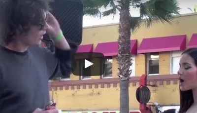 Experimento social: la reacción de los hombres antes una chica que simula estar borracha por la calle